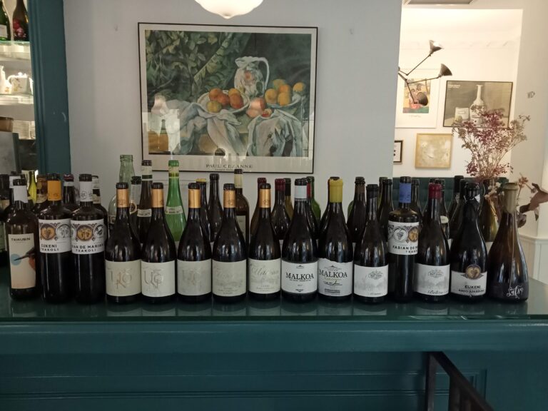 txakoli de alava en Madrid vinos
