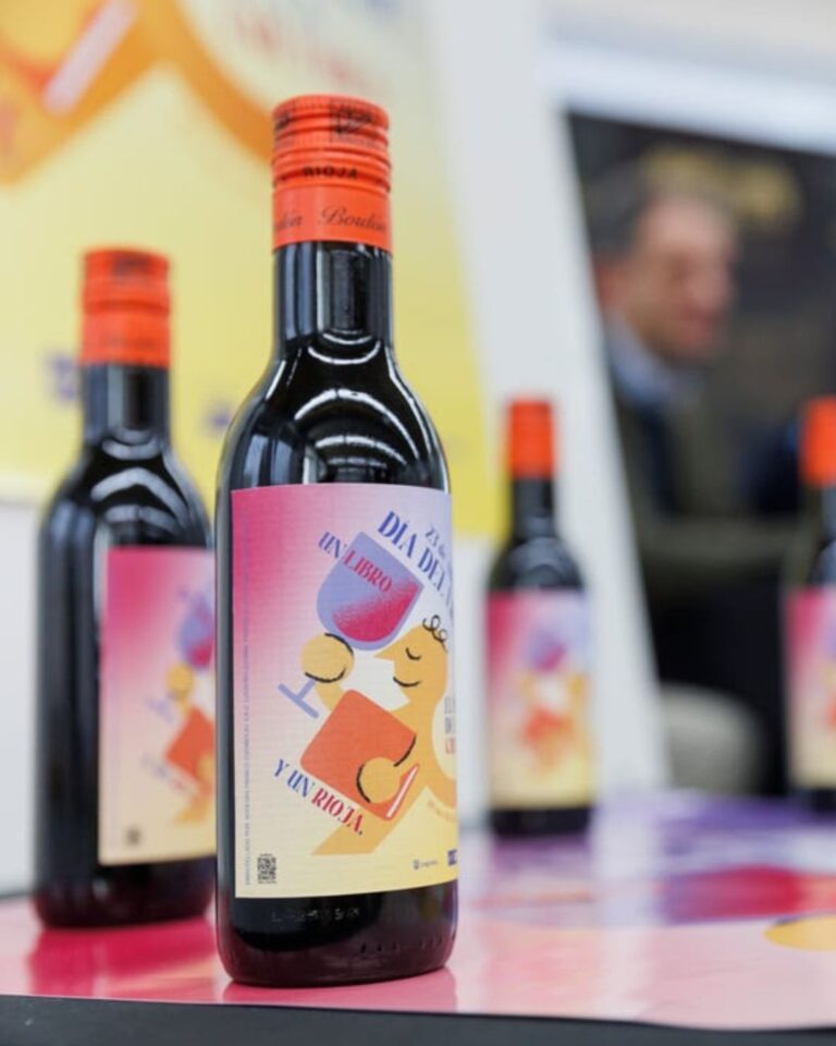 Un libro y un Rioja 2024: más de 3.000 botellines para celebrar el Día del Libro