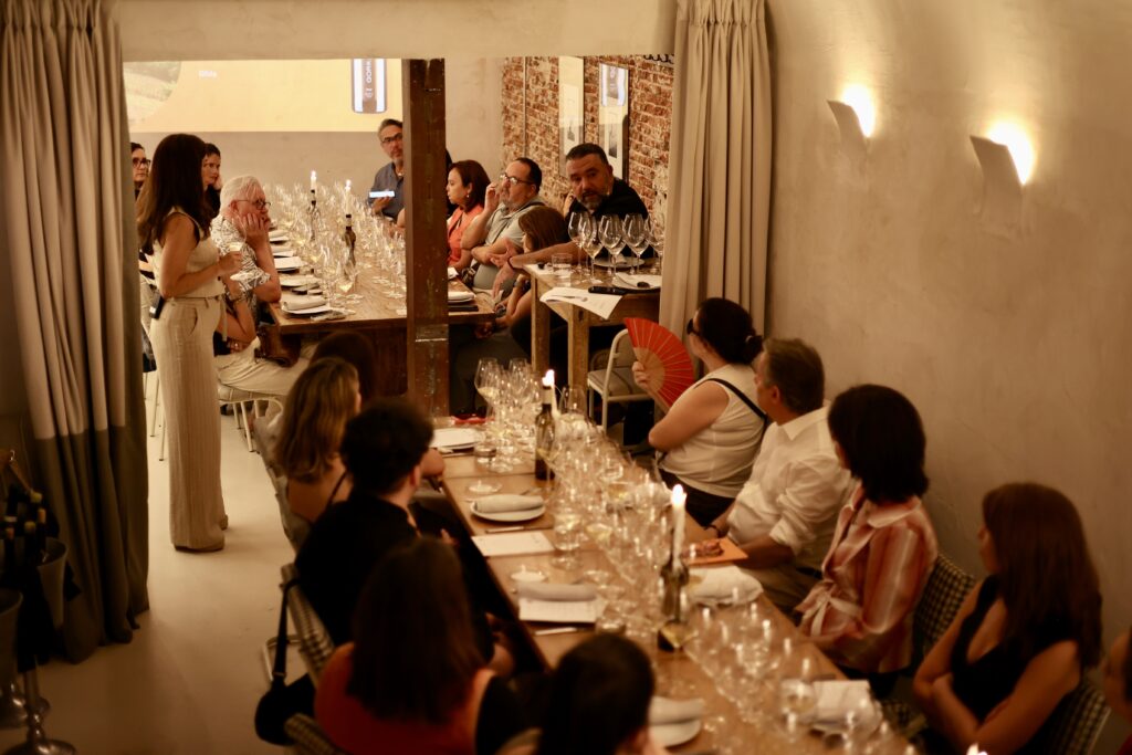 La Ruta del Txakoli de Bizkaia se presenta en Madrid: una experiencia para explorar el territorio con los cinco sentidos