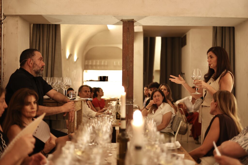 La Ruta del Txakoli de Bizkaia se presenta en Madrid: una experiencia para explorar el territorio con los cinco sentidos
