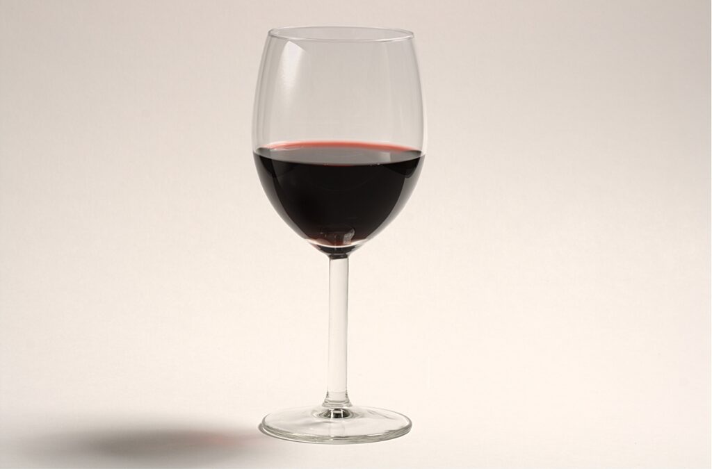 A_glass_of_red_wine-1024x675.jpg