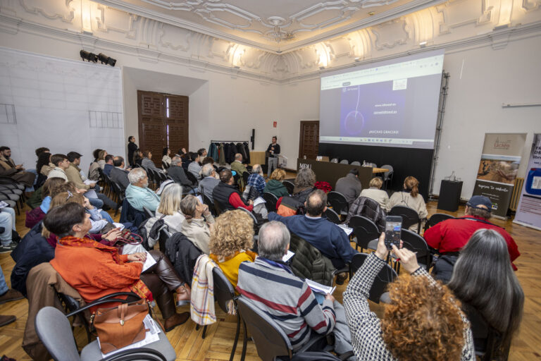 VISTA GENERAL ASISTENTES PRESENCIALES XI JORNADA SOSTENIBLIDAD DO UCLES_@Abel_Valdenebro